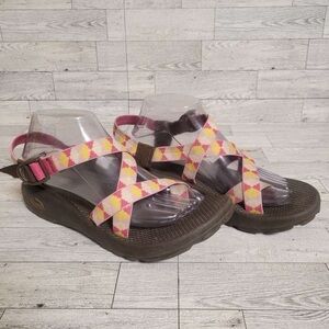 Women’s Chaco Z/2 Pink Brown Athletic Hiking Trail Sandals Size 10
